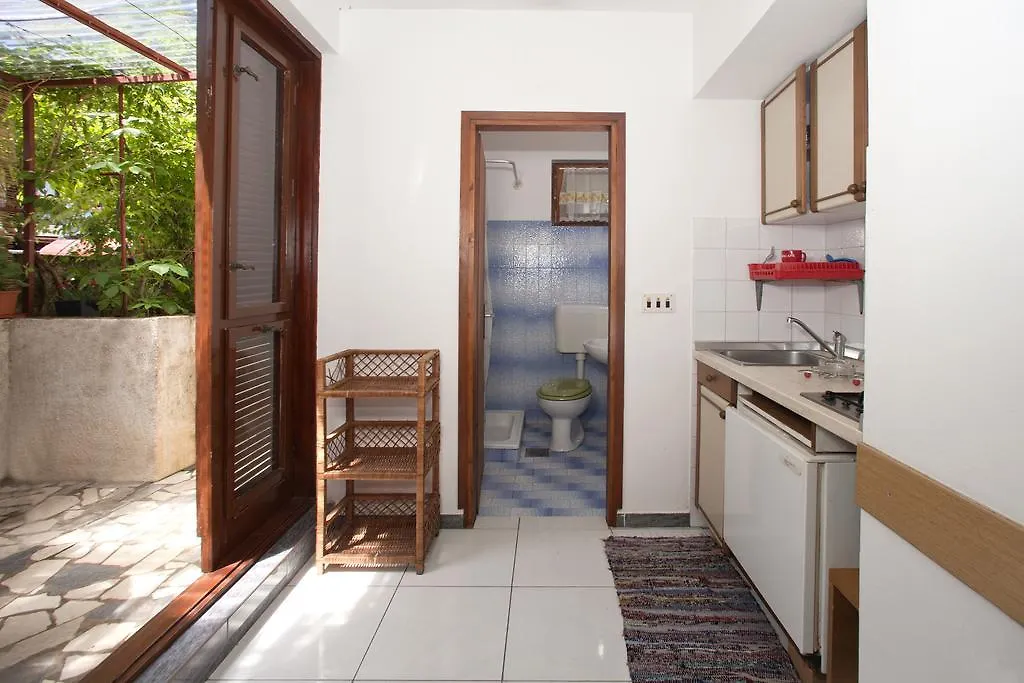 Apartments Mladenka Пореч
